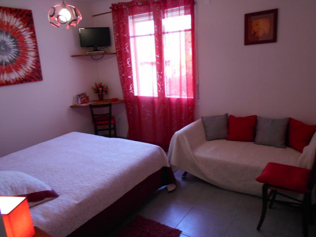 Les Tilleuls B&B Orange  Bilik gambar