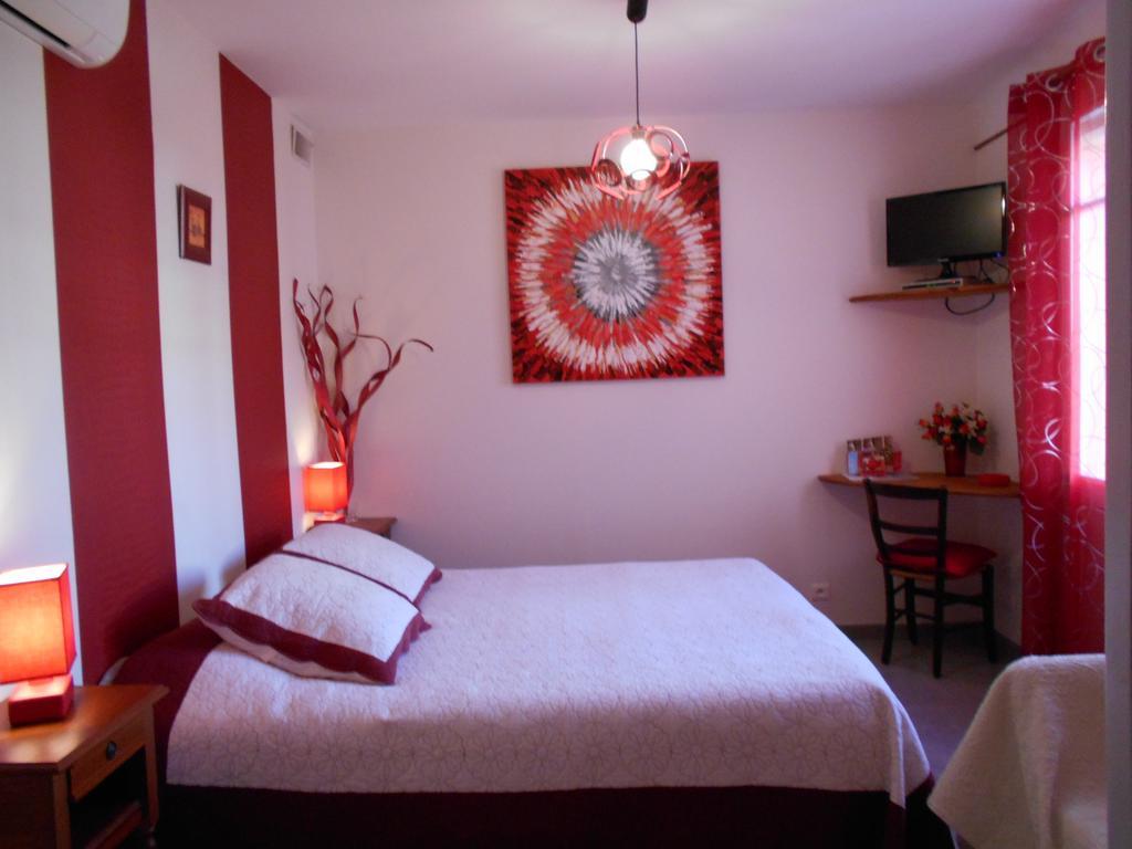 Les Tilleuls B&B Orange  Bilik gambar