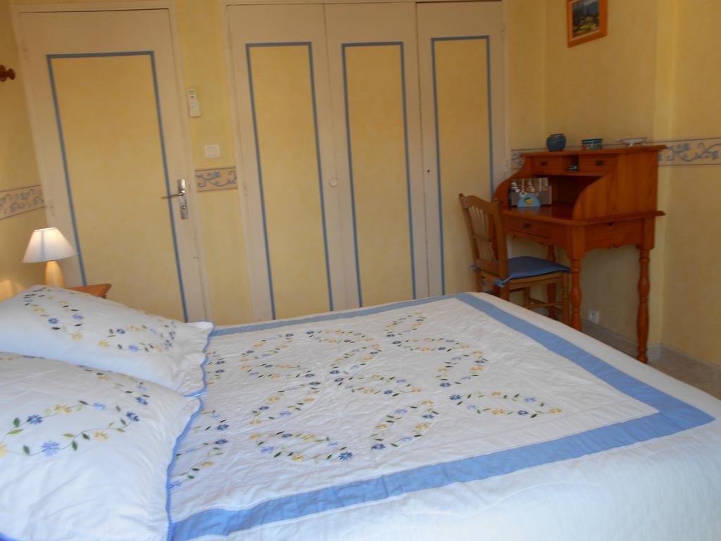 Les Tilleuls B&B Orange  Bilik gambar
